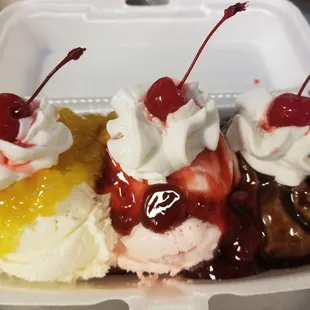 Yummy Banana split!! I can't say enough about this icecream!!
