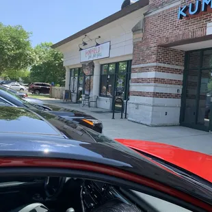 ramen and noodles, outside