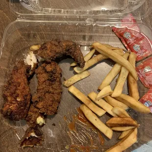 Chicken Basket of Tenders - 4 Tenders