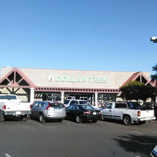 Eastland Plaza - Dollar Tree