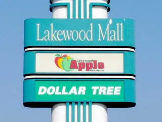 Lakewood Mall