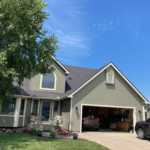 Residential Roof Replacement Material: Certainteed Landmark IR  Color: Moire Black