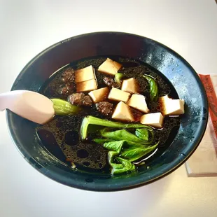 Vegan ramen w/ bok choy, tofu, and veggie beef
