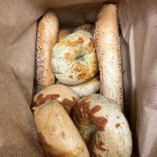 Literally THE BEST bagels in Michigan! Salt stick, everything, Parmesan, spinach Asiago, Au gratin, tomato/basil/mozzarella. Drool!!