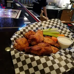 Wings were not over sauced so you are able to actually taste the chicken. Good job!