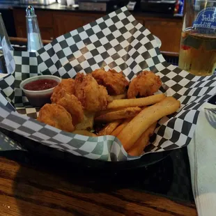 Dropped in for the shrimp basket