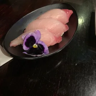 Yellowtail Nigiri