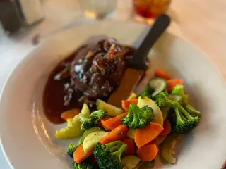 DeNunzio's Italian Chophouse and Sinatra Bar - Latrobe