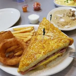 Monte Cristo Sandwich
