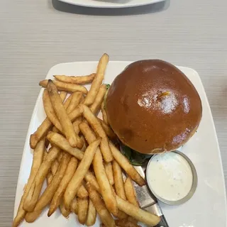 Classic American Cheeseburger