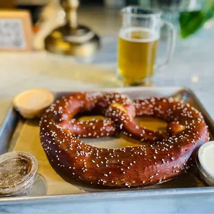 Happy Hour Pretzel &amp; Secret Beach ~ Easy Tiger ~ Austin Texas