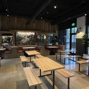 Indoor seating and booths