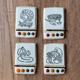 Thanksgiving Paint-Your-Own cookie