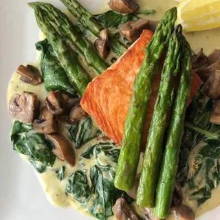 Pan-Roasted Salmon Plate