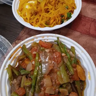 Top - noodle with baby shrimps  &amp; minced meat. Bottom - mixed vegetables in shrimp paste sauce?