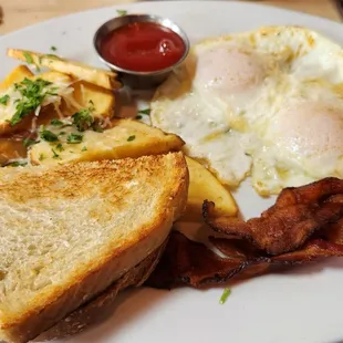 Chow Classic (aka bacon and eggs) was great with nice sliced breakfast potato home fries