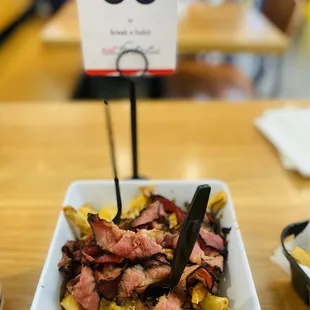 Pastrami fries
