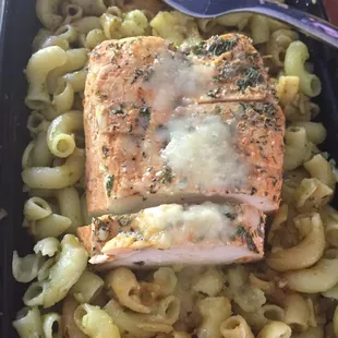 Small smart chicken pesto