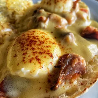 Honey Smoked Salmon Eggs Benedict