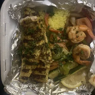 Chicken&amp; shrimp w/ fresh sautéed veggies