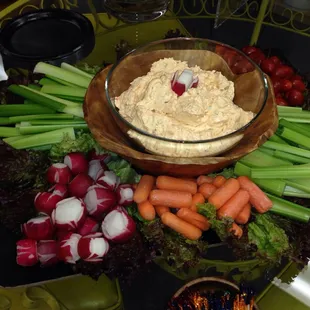 Crudités and Red Pepper Dip