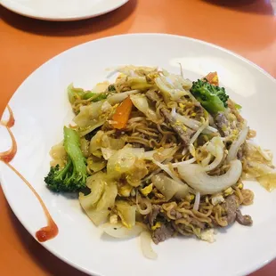 Thai Chow Mein with beef