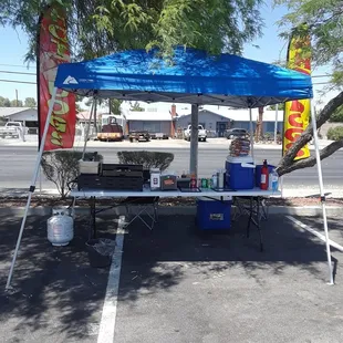 We are a mobile hotdog booth.