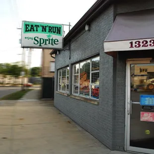 Eat-N-Run!