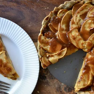 MISO CARAMEL APPLE PIE