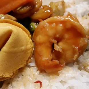 They don't skimp on the shrimp in the Dragon and Phoenix......look at the size and mine had 6!