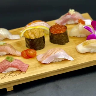 10 Pieces Omakase Nigiri