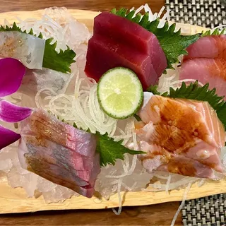 12 Pieces Sashimi Combo