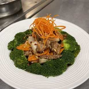 Broccoli Stir-Fry With Beef