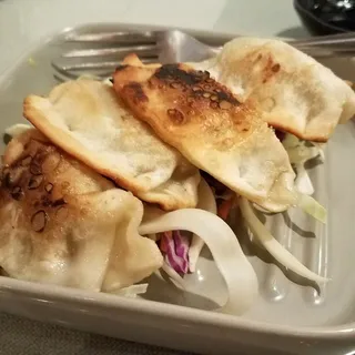 Pan-Fried Dumplings(4 pc )