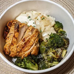 Wood Grilled Citrus Chicken Breast w. Potato Gratin &amp; Roasted Broccoli