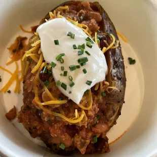 Baked Potato with Turkey Chili