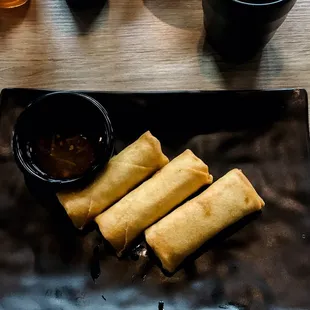 Vegetable fried spring rolls