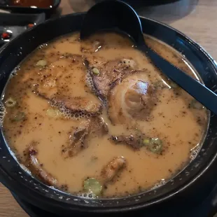 Roasted Blk Garlic Oil Tonkotsu Ramen