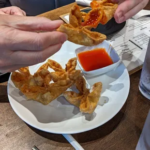 Classic Crab Rangoons