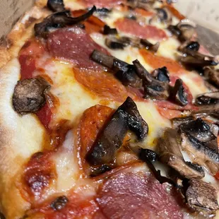 Pepperoni, salami, mushroom