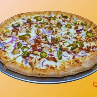 Eataliano Pizza: Fresh shredded mozzarella cheese, White Garlic sauce, Grilled chicken, Bacon, Jalapeño, Red onion.