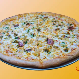 Seafood Pizza (Frutti di mare): Homemade pizza sauce, Freshly shredded mozzarella cheese, Marinated
mixed seafood.