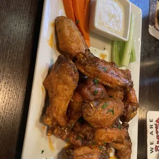 Eat's Wings