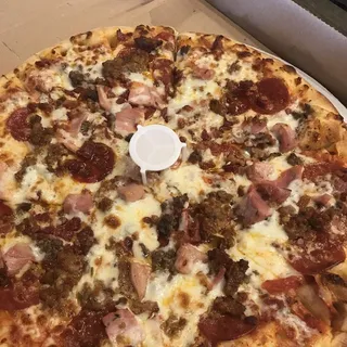 14" Meat Your Pizza