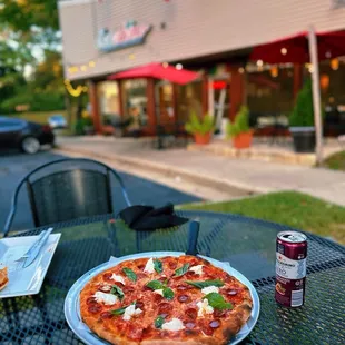 14&quot; Eataliano Pie &quot; Chef&apos;s Favorite&quot;