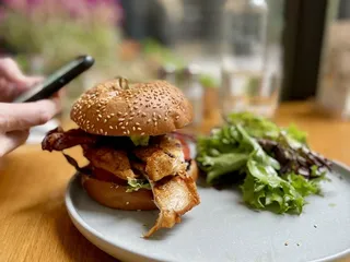 Hole In The Wall - FiDi