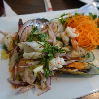 Papaya Salad Deluxe