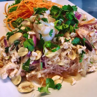 Yum Woon Sen Salad