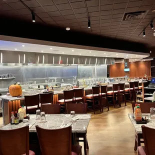 Front kitchen ready to cook in front of you!