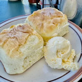 Fresh Baked Biscuits (2 pcs)